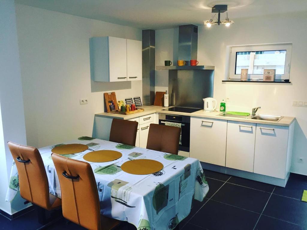 Appartement Duplex Pour 3-4 Personnes A Сине Экстерьер фото